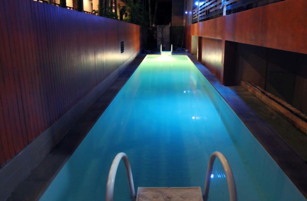 Baywatch Boutique Hotel Ao Nang Krabi town Exteriör bild