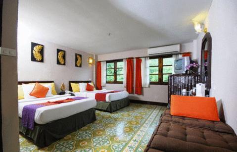 Baywatch Boutique Hotel Ao Nang Krabi town Rum bild